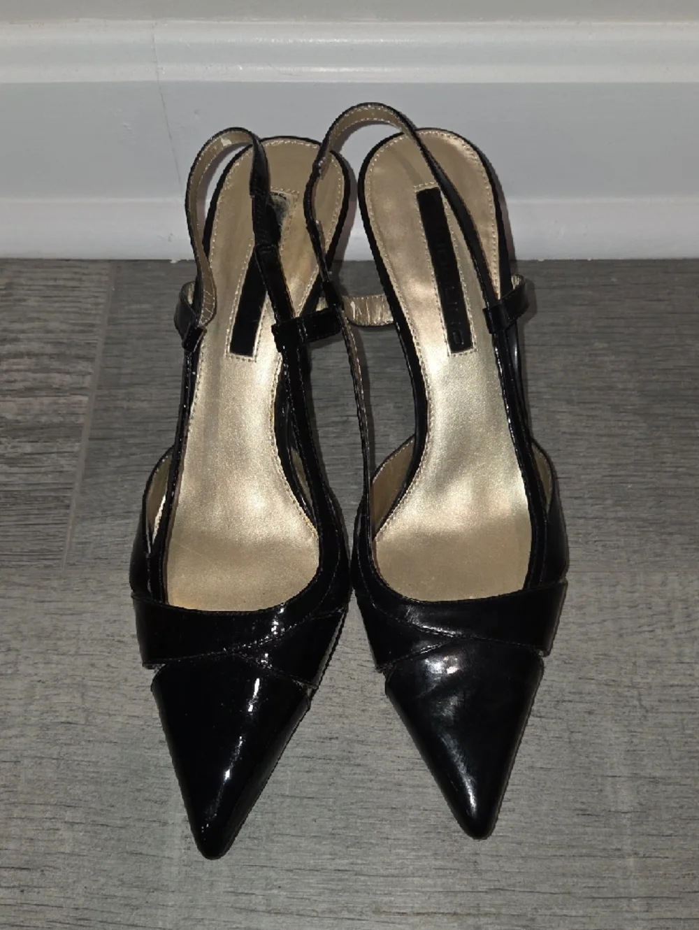Bandolino Black Patent Pointed Slingback Heels